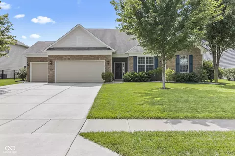 5507 Pennycress Dr, Noblesville, IN 46062