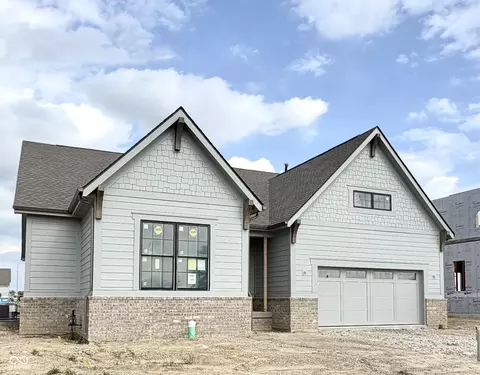16801 Tractive Dr, Westfield, IN 46074