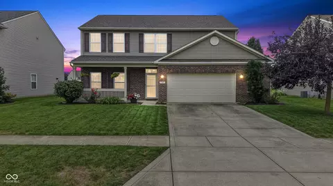 1481 Windborne Ln, Greenwood, IN 46143