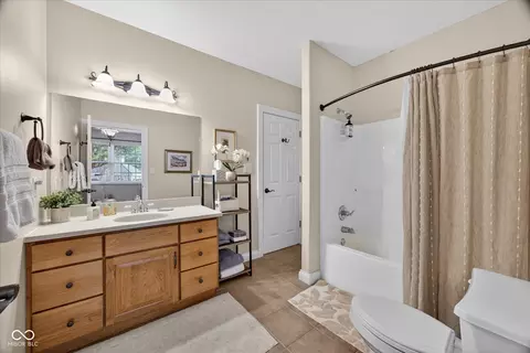 Bath - 491 E Chambers Pike, Bloomington, IN 47404 photo 6 of 8