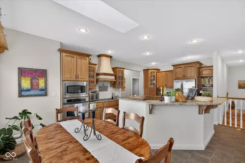 Kitchen - 491 E Chambers Pike, Bloomington, IN 47404 photo 3 of 8