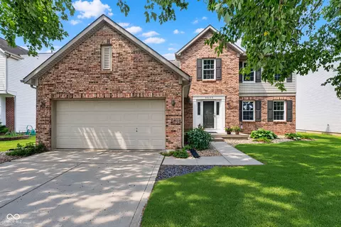 6538 Stafford Trce, Zionsville, IN 46077