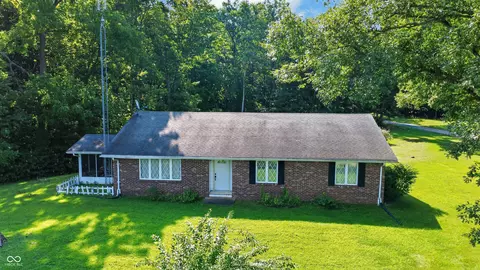 1234 E Denman Rd, Rosedale, IN 47874