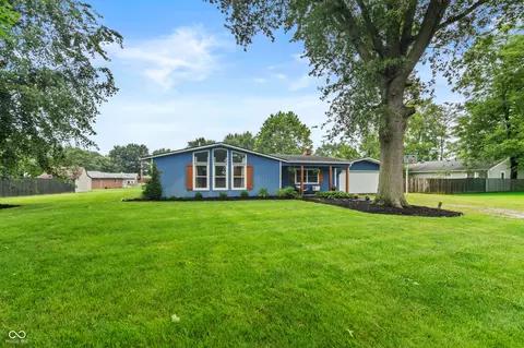 1240 W Central Dr, Fortville, IN 46040