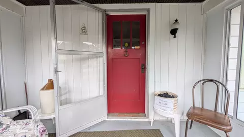 Exterior - 922 Elbert St, Indianapolis, IN 46227 photo 3 of 8