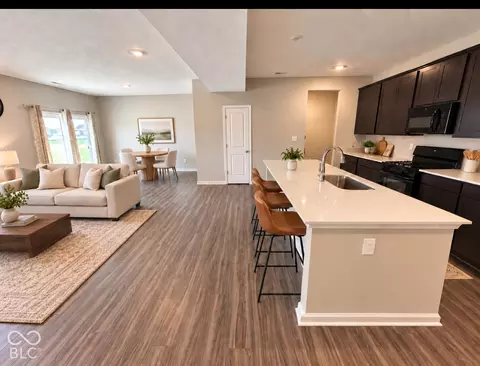Kitchen - 1620 Creek Bed Ln, Pendleton, IN 46064 photo 1 of 3