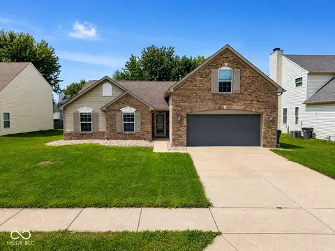 8314 Alcona Dr, Indianapolis, IN 46237