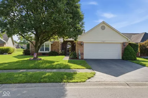 5747 Cross Bridge Way, Plainfield, IN 46168