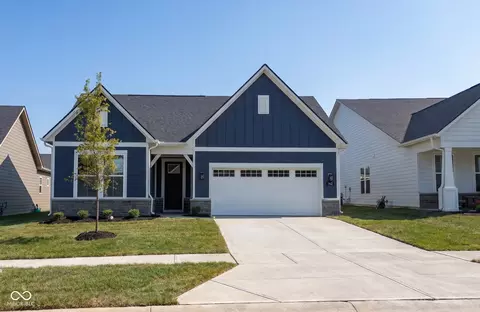 782 Alumroot Dr, Greenwood, IN 46143