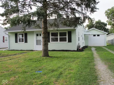 1802 Eastwood Dr, Crawfordsville, IN 47933