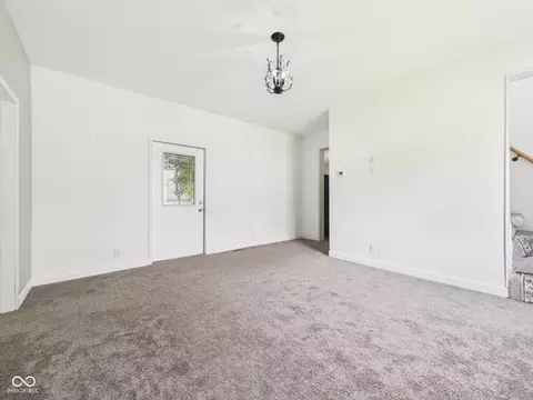 Living - 558 Central Ave, Middletown, IN 47356 photo 1 of 3
