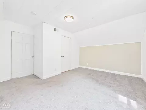 Bedroom - 558 Central Ave, Middletown, IN 47356 photo 5 of 7