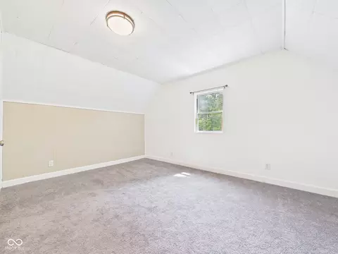 Bedroom - 558 Central Ave, Middletown, IN 47356 photo 6 of 7