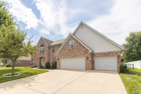 1518 Pippin Dr, Greenfield, IN 46140