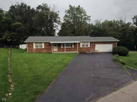 707 N Davidson St, Greensburg, IN 47240