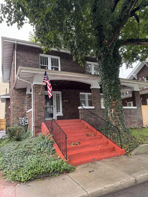 35 E King St, Franklin, IN 46131