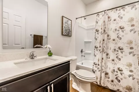 Bath - 9801 Zion Way, Pendleton, IN 46064 photo 1 of 2