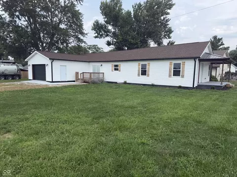 230 N Highland St, Morgantown, IN 46160