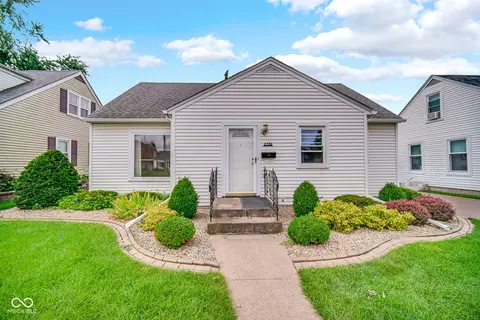 8736 Cottage Grove Ave, Highland, IN 46322