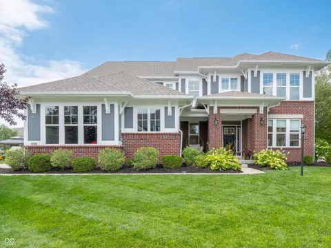 2488 Stonehaven Dr, Avon, IN 46123