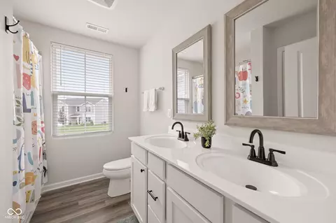 Bath - 9816 Hulton Rd, Pendleton, IN 46064 photo 5 of 5