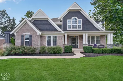 5736 Autumn Breeze Ln, Indianapolis, IN 46237