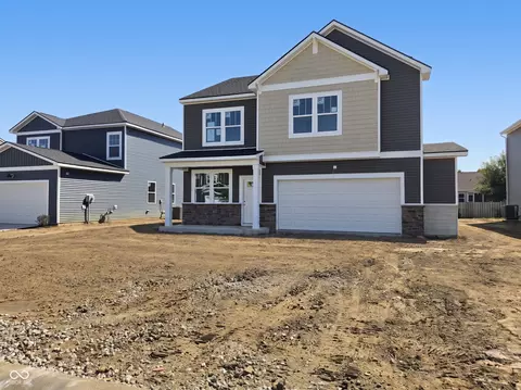 3879 Riverstone Dr, Whitestown, IN 46075