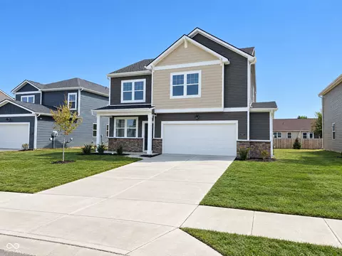 3879 Riverstone Dr, Whitestown, IN 46075