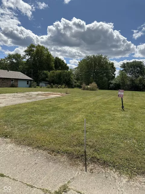 121 Darin Ct, Anderson, IN 46012