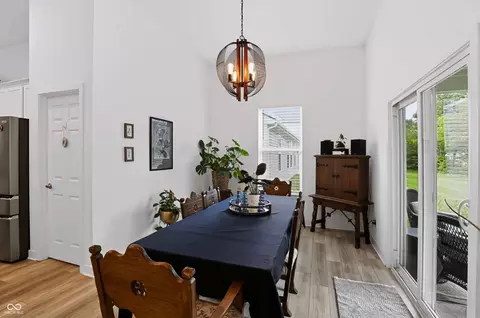 Dining - 8398 Hulton Rd, Pendleton, IN 46064 photo 1 of 2