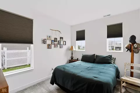 Bedroom - 8398 Hulton Rd, Pendleton, IN 46064 photo 4 of 6
