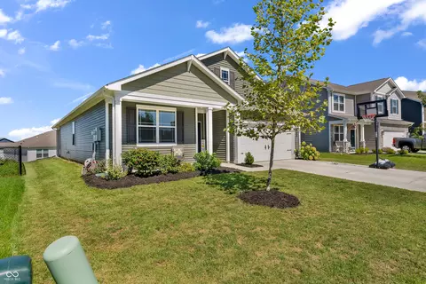 Exterior - 2964 W Patchwork Dr, Monrovia, IN 46157 photo 7 of 11