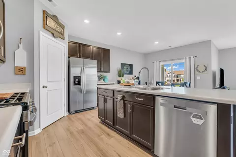 Kitchen - 2964 W Patchwork Dr, Monrovia, IN 46157 photo 4 of 7