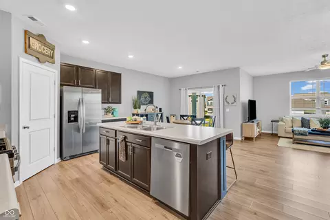 Kitchen - 2964 W Patchwork Dr, Monrovia, IN 46157 photo 7 of 7