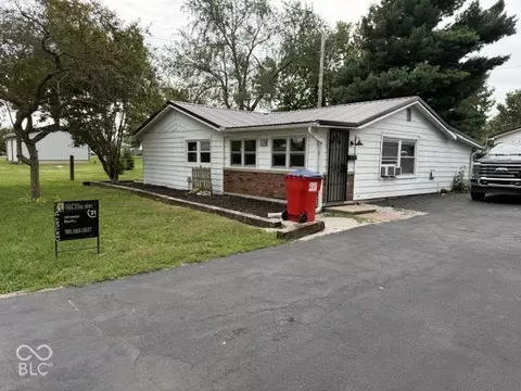 336 E Wilkison, Montezuma, IN 47862
