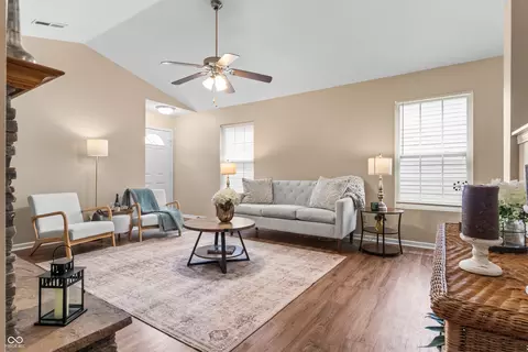 Living - 9621 W Stargazer, Pendleton, IN 46064 photo 1 of 4