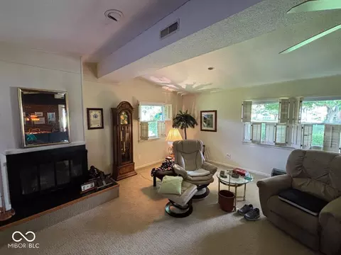 Living - 3100 E Sunset Dr, Muncie, IN 47303 photo 3 of 3