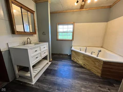 Bath - 5243 E 1100 N, Pendleton, IN 46064 photo 3 of 3
