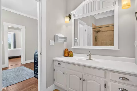 Bath - 5365 E State St E, Columbus, IN 47201 photo 2 of 8