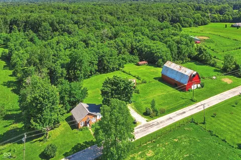 6956 Old Morgantown Rd, Martinsville, IN 46151