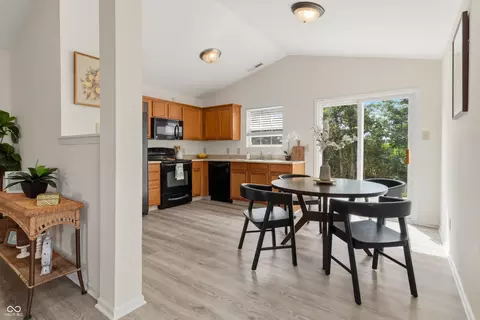 Dining - 9685 W Stargazer, Pendleton, IN 46064 photo 1 of 2