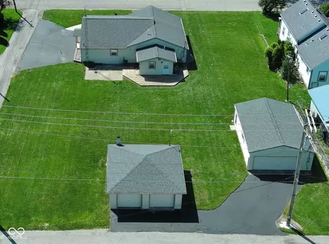 824 N George St, Rushville, IN 46173