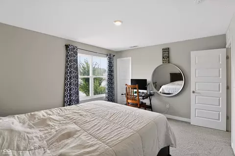 Bedroom - 8653 Kellner St, Pendleton, IN 46064 photo 8 of 11