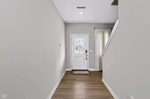 Entry Way - 8653 Kellner St, Pendleton, IN 46064 photo 2 of 5