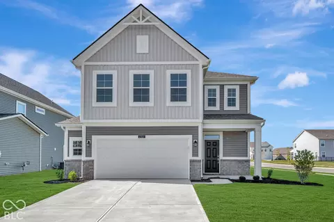 2307 Bear Oak Run, Shelbyville, IN 46176