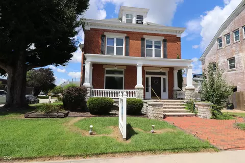 209 N Walnut St, Batesville, IN 47006