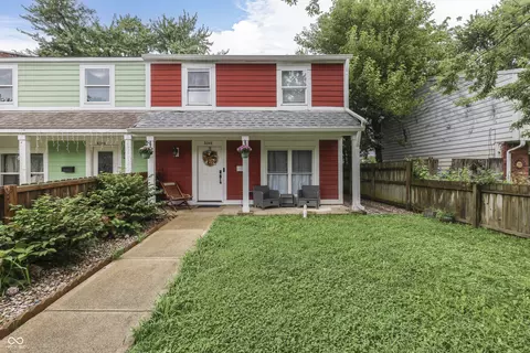 8348 Meadowlark Dr, Indianapolis, IN 46226