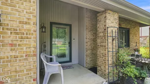2116 Heather Dr, Anderson, IN 46012