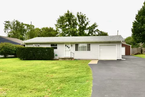 3813 W Smith Valley Rd, Greenwood, IN 46142