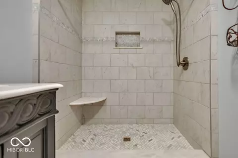 Bath - 4585 E Robinson Rd, Bloomington, IN 47408 photo 2 of 4